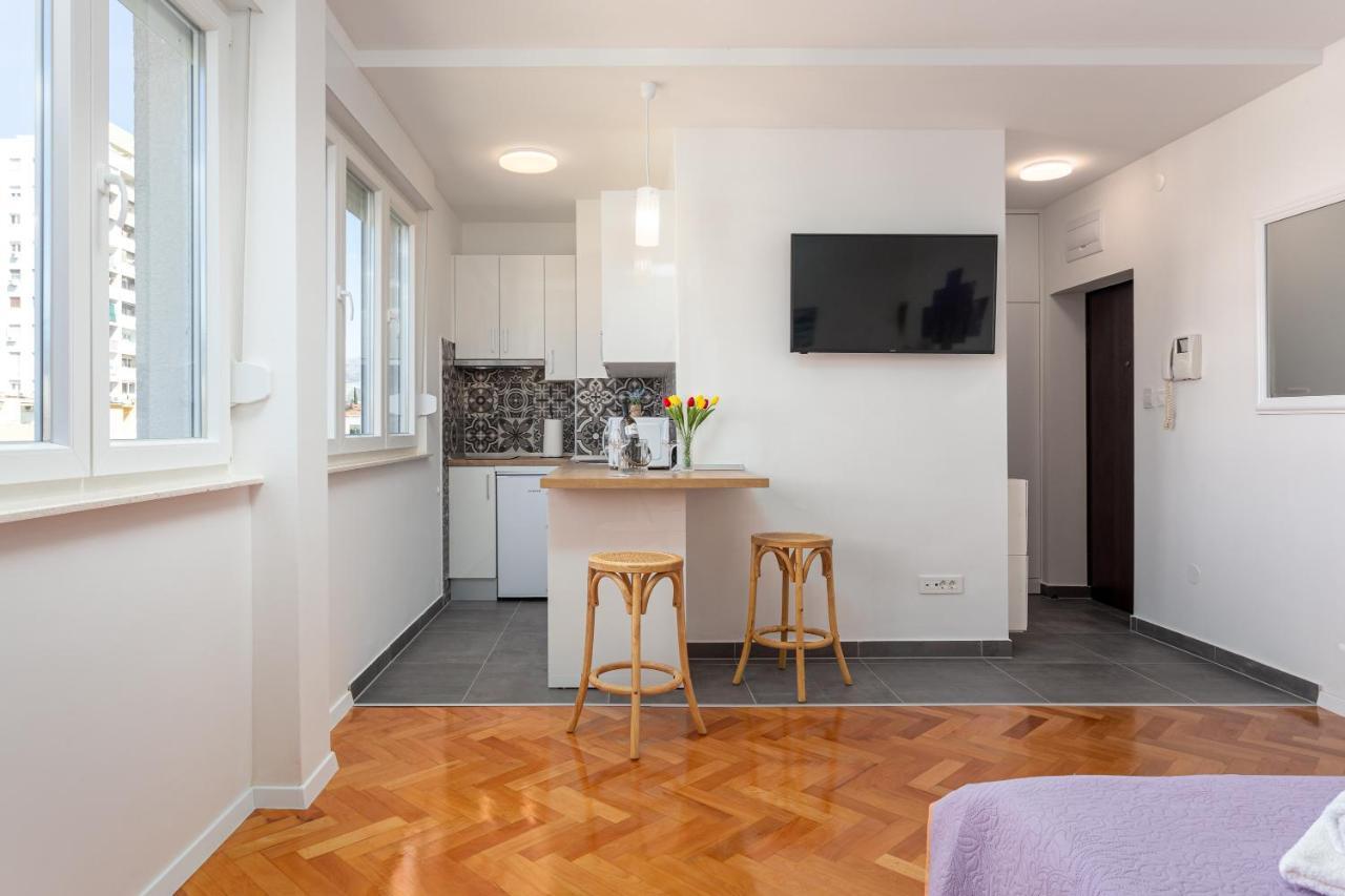 Botan Apartment Split Exteriör bild